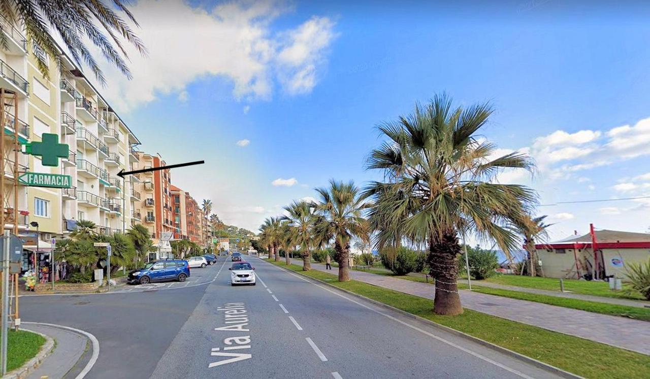 Appartamento Frontemare Marina dʼMarina dʼAndora Exterior foto