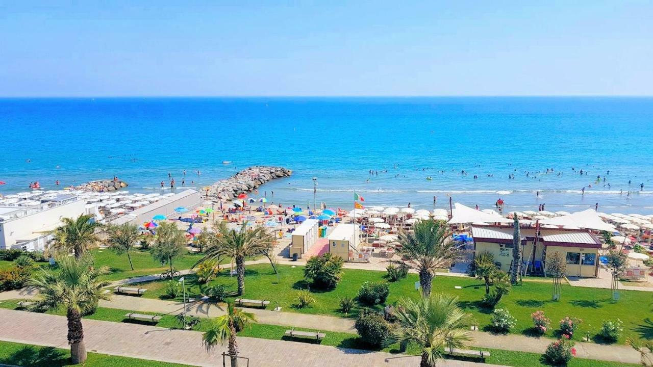 Appartamento Frontemare Marina dʼMarina dʼAndora Exterior foto